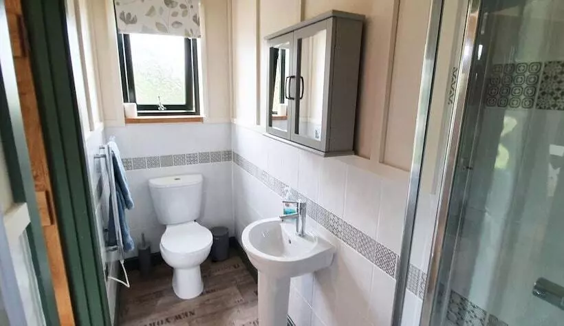 Hotel Lynstone Lakes