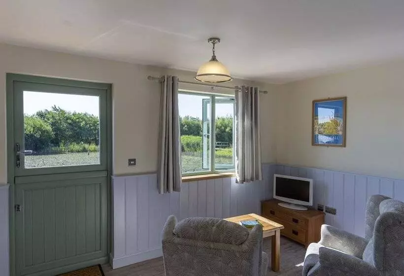 Hotel Lynstone Lakes