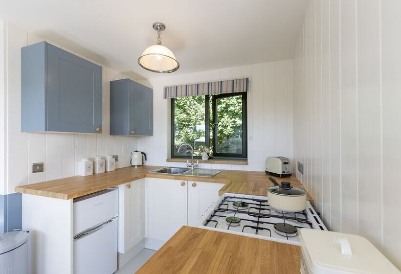 ホテル Lynstone Lakes