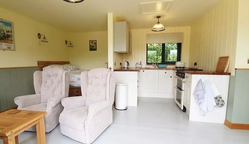 Hotel Lynstone Lakes