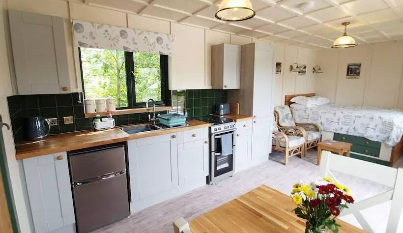 Hotel Lynstone Lakes