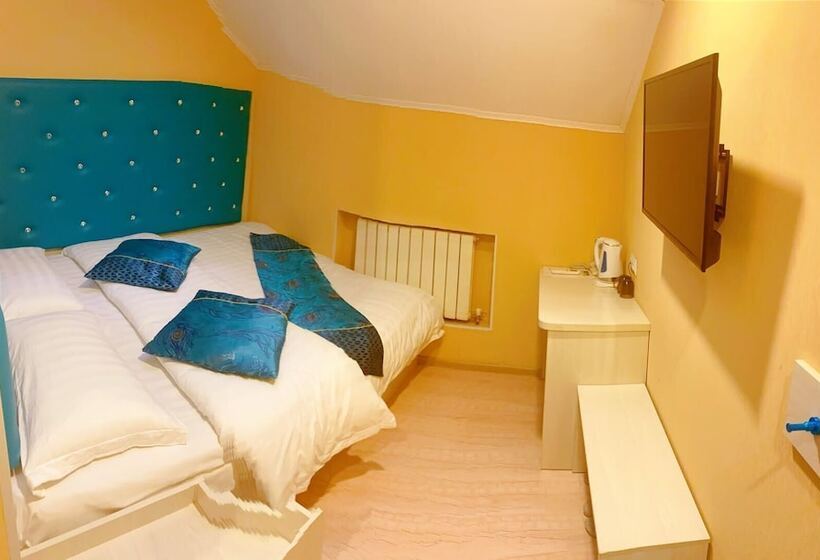 هتل Zolotoy Phoenix