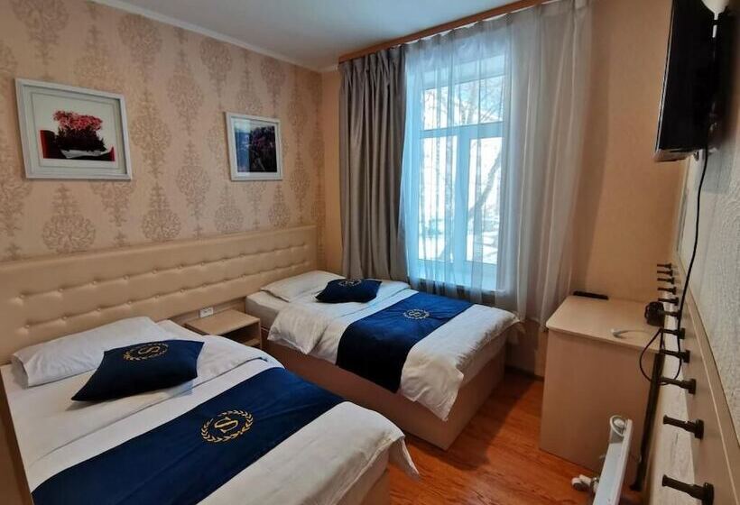 هتل Zolotoy Phoenix