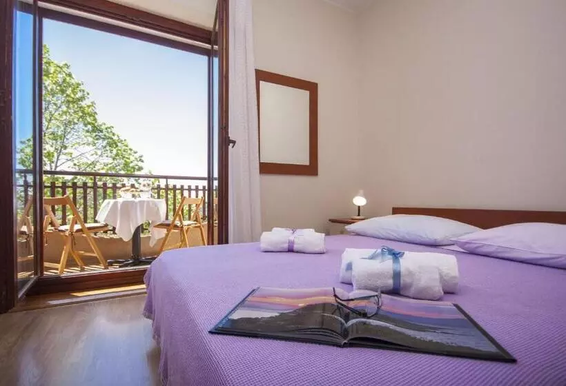 Majatalo Apartments & Rooms Mikelin