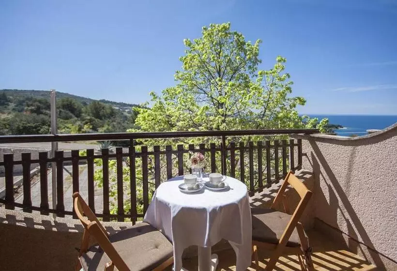 Majatalo Apartments & Rooms Mikelin