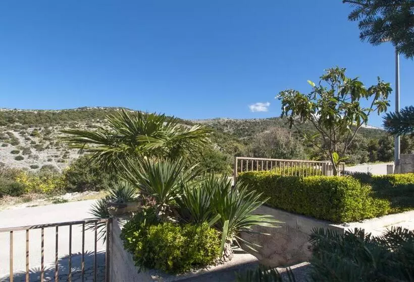 Majatalo Apartments & Rooms Mikelin