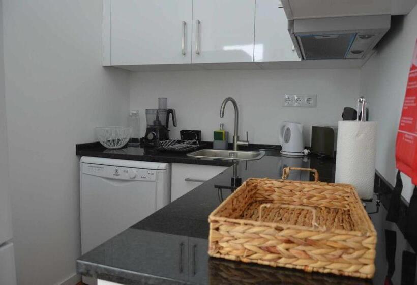 پانسیون Baron Faro Guest House