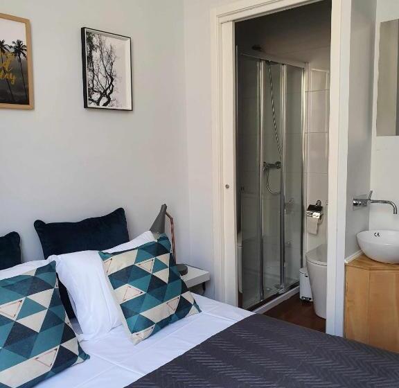 پانسیون Baron Faro Guest House