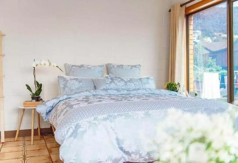 Majatalo Vintage Cuddle Guest House