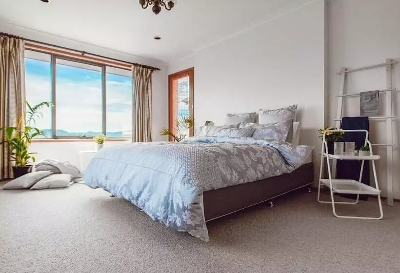 Majatalo Vintage Cuddle Guest House