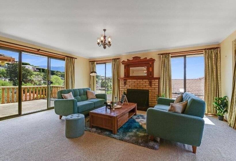 פנסיון Vintage Cuddle Guest House