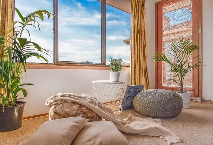 פנסיון Vintage Cuddle Guest House