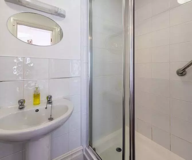 Aamiaismajoitus (B&B) Dorchester House