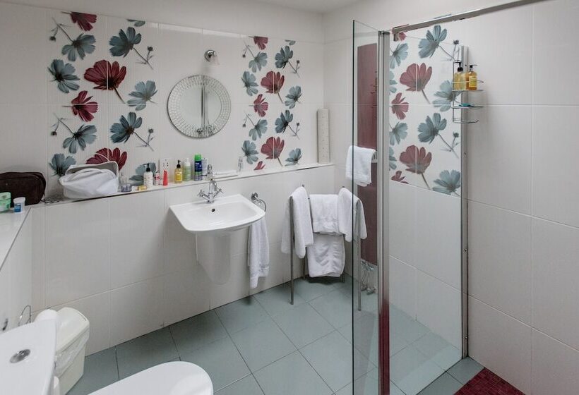 ベッドアンドブレックファースト Mere Brook House