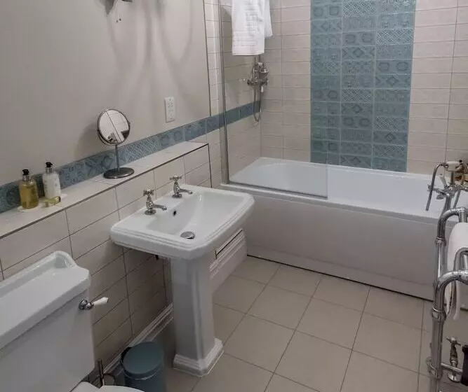 Aamiaismajoitus (B&B) Mere Brook House