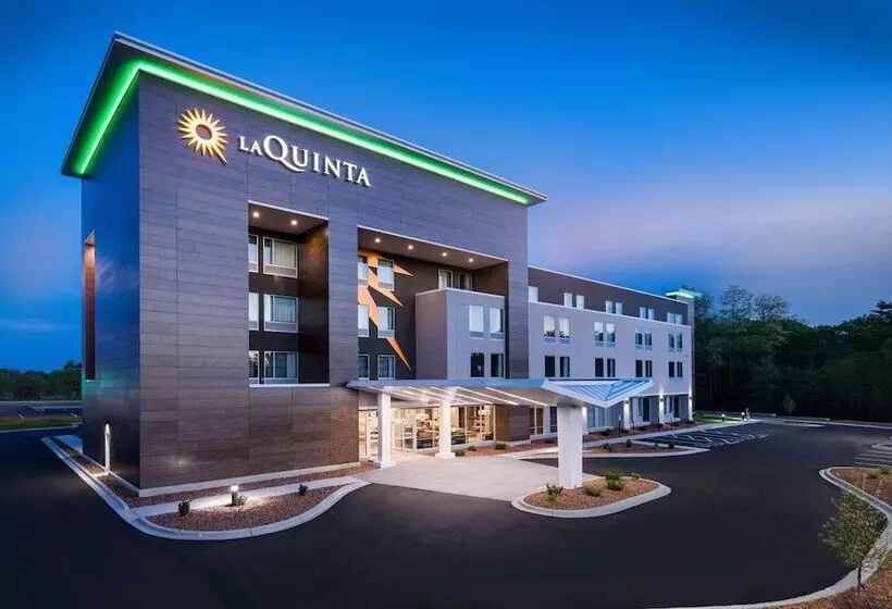 ホテル La Quinta Inn & Suites By Wyndham Wisconsin Dells Lake Delton