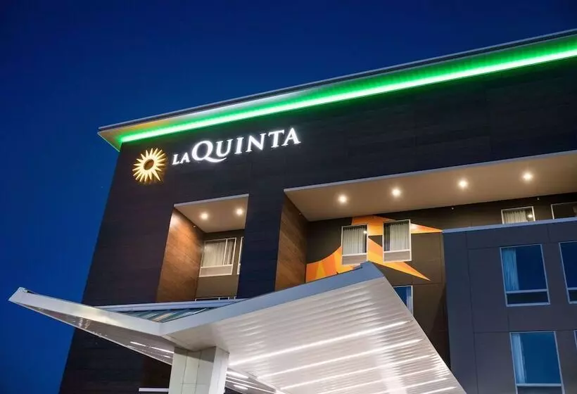 ホテル La Quinta Inn & Suites By Wyndham Wisconsin Dells Lake Delton