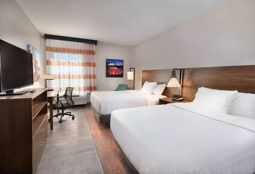 ホテル La Quinta Inn & Suites By Wyndham Wisconsin Dells Lake Delton
