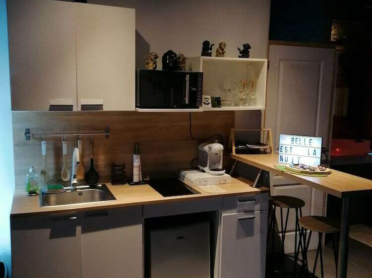 膳宿费 Belle Est La Nuit