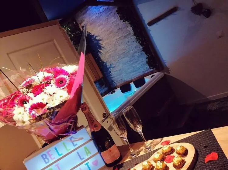 Majatalo Belle Est La Nuit