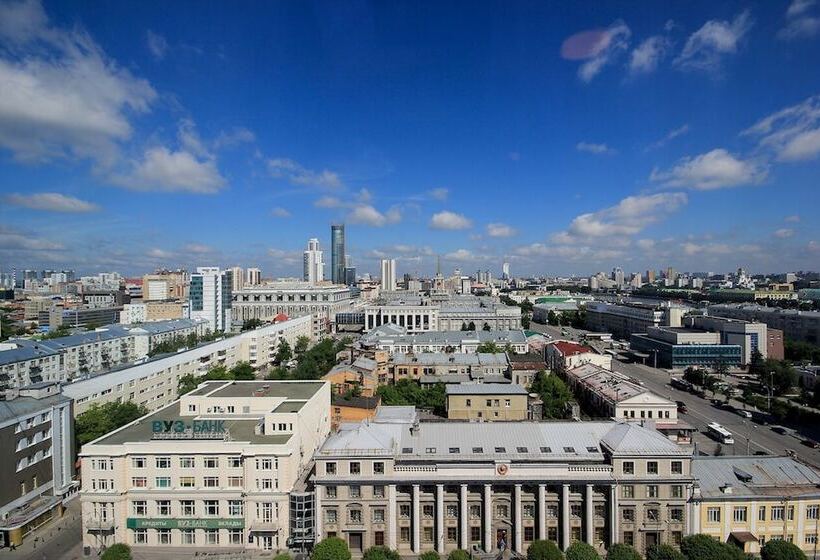 Radius Central House