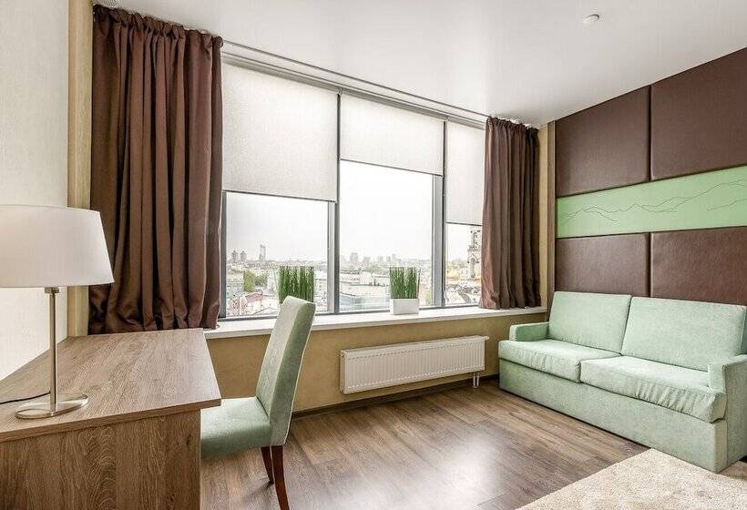 Radius Central House