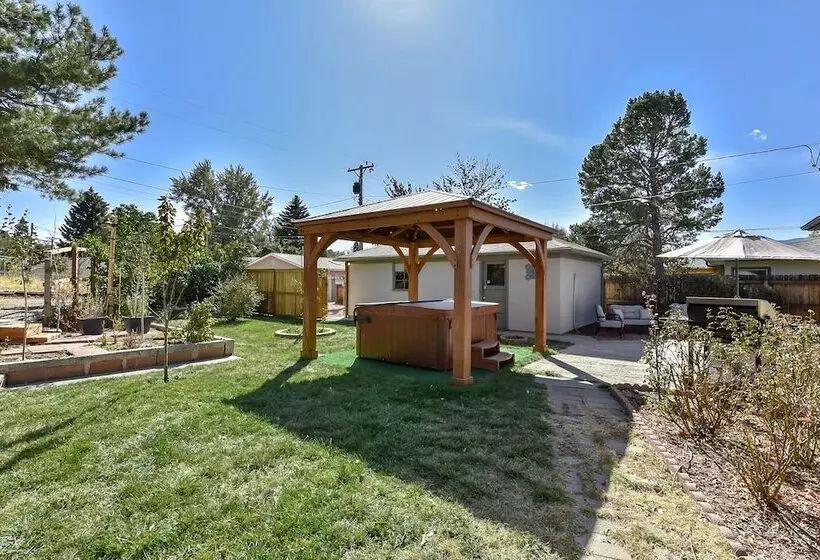 3bdmid Century Modernhot Tub, Grill, Close To Dt