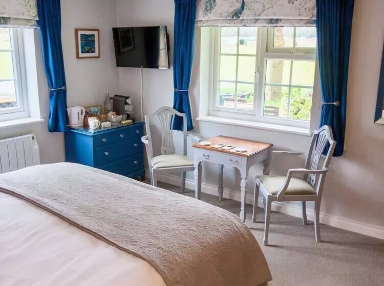 ベッドアンドブレックファースト Old School House