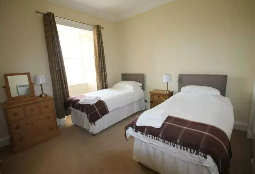 Covesea Lighthouse Cottages