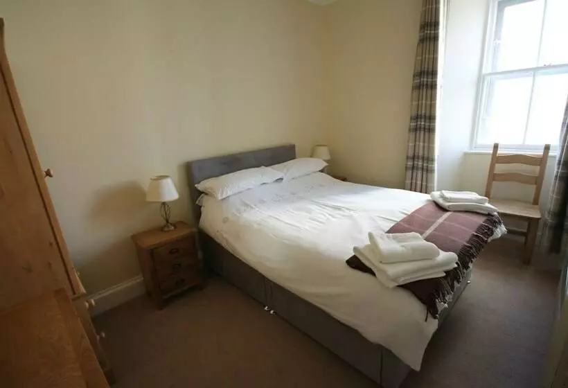 Covesea Lighthouse Cottages