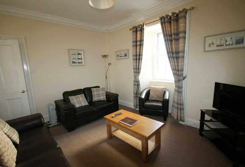 Covesea Lighthouse Cottages