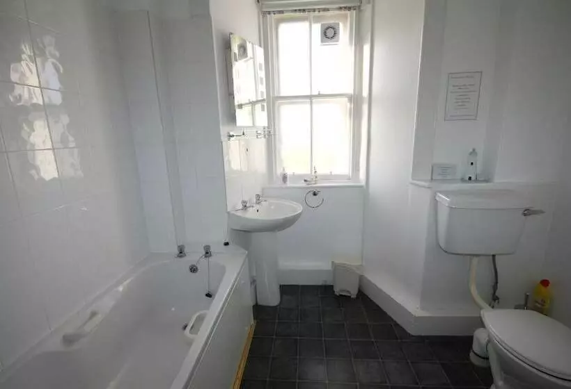 Covesea Lighthouse Cottages