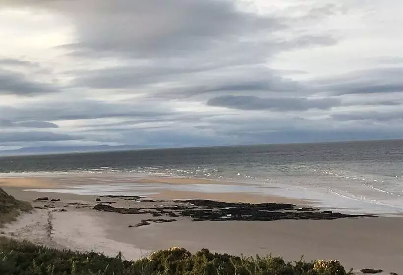 Covesea Lighthouse Cottages