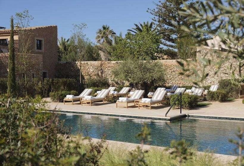 فندق Can Ferrereta