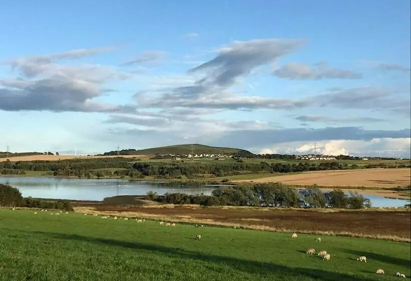 هتل Craigduckie Shepherds Huts