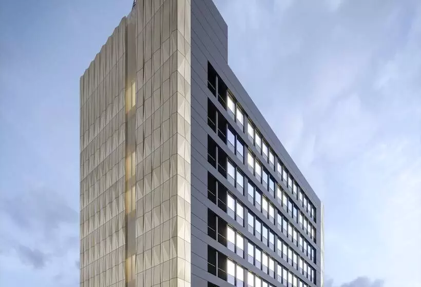 هتل Mercure Newport