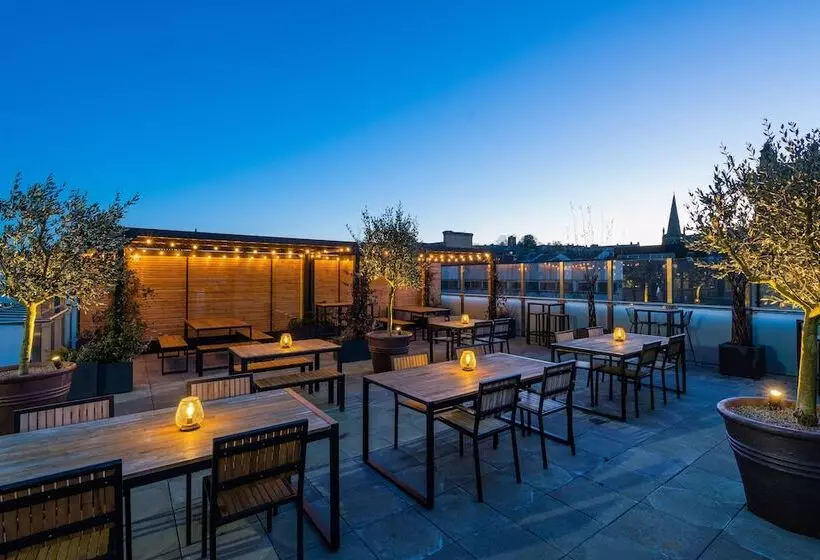 هتل Mercure Newport