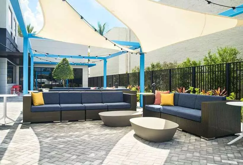 Hotelli Tru By Hilton Ft. Lauderdale Airport