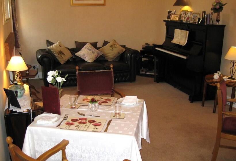 Muirfad Farm House B&b