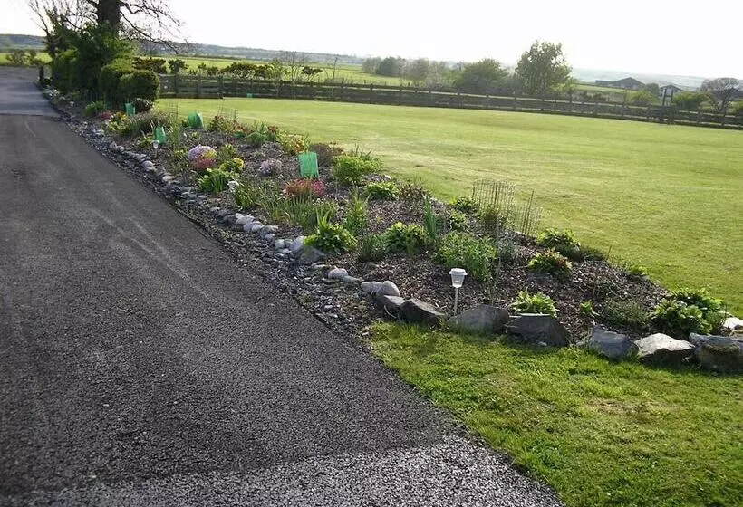 Muirfad Farm House B&b