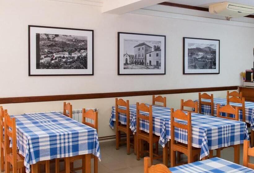 ペンション Alojamento Correia