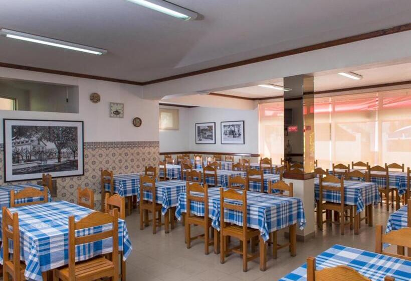 ペンション Alojamento Correia