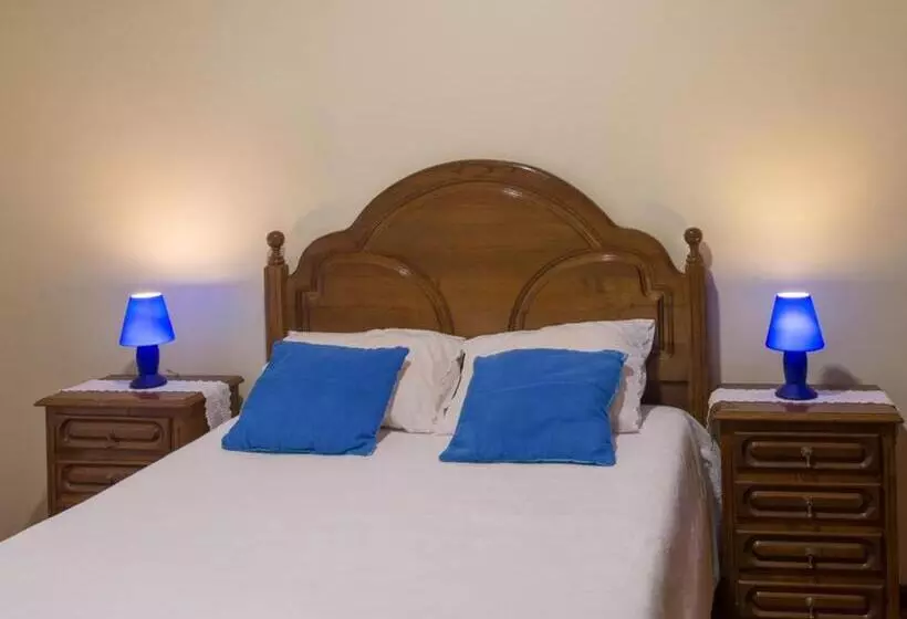 پانسیون Alojamento Correia