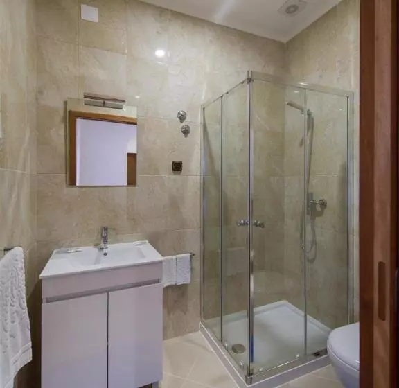 پانسیون Alojamento Correia