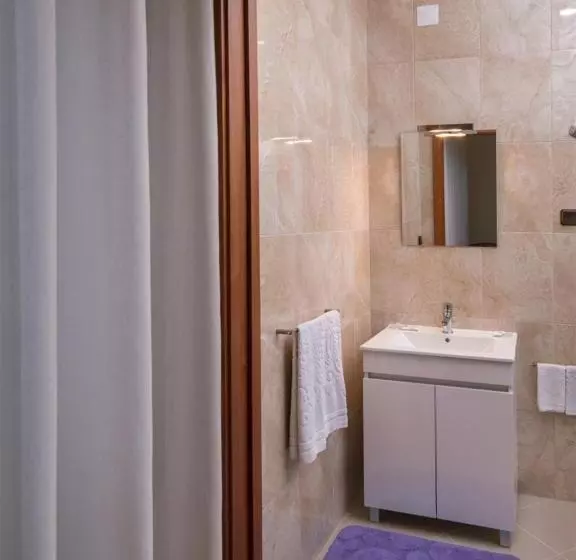 پانسیون Alojamento Correia