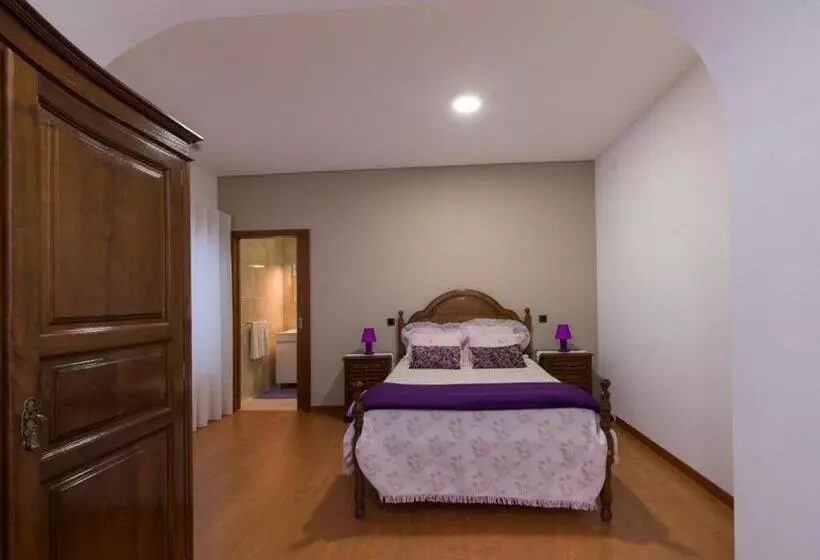 پانسیون Alojamento Correia