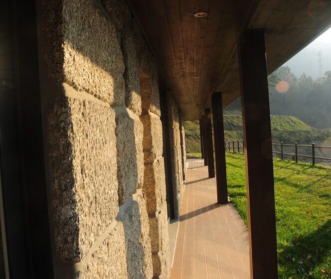 ホテル Dobau Village