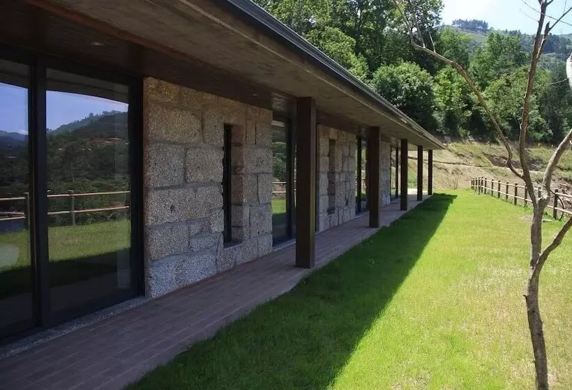 ホテル Dobau Village