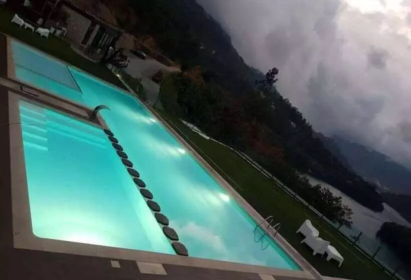 ホテル Dobau Village