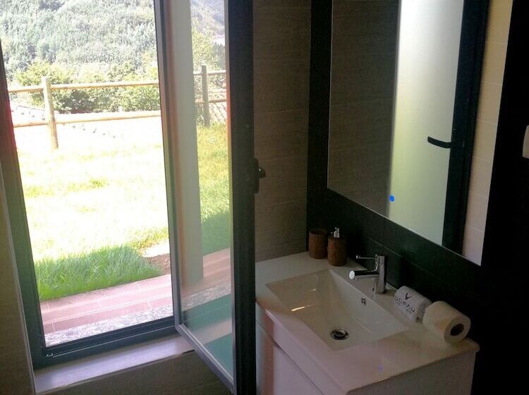 ホテル Dobau Village